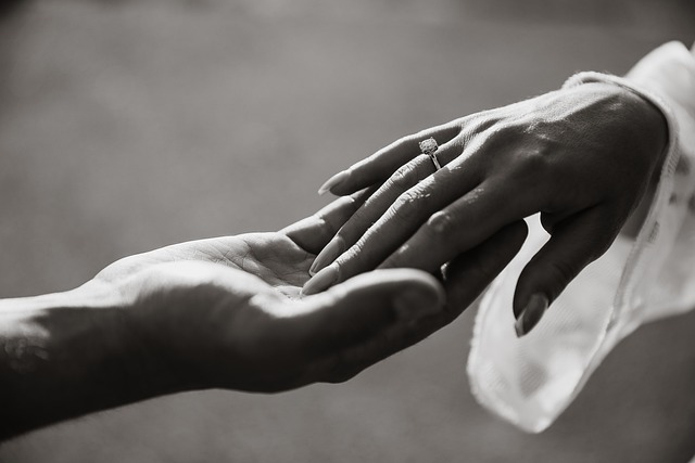 engagement-gifts